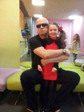 Скандално! Крисия Тодорова зарязва Слави, за да се реализира в чужбина?!