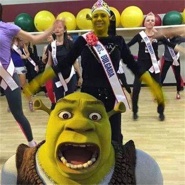 Мисис „България“ или Шрек?