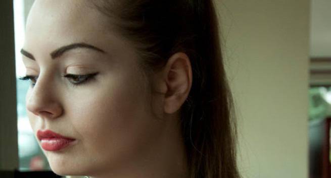 Секретарка на Миков откраднала прашки и червило от хипермаркет