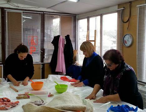 LAnAArt: КУРС ПО ФИЛЦ (ПЛЪСТЕНЕ НА ВЪЛНА, ФЕЛТИНГ). I-во занимание. Основата.