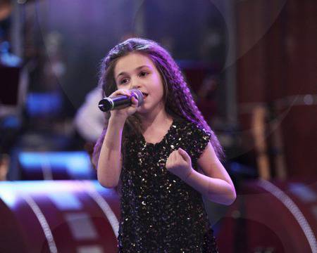 Крисия Тодорова и Орлин Горанов – Светът е за двама (2014)