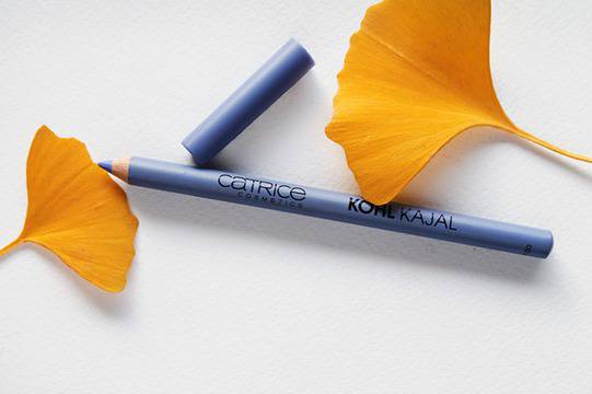 Молив за очи Catrice