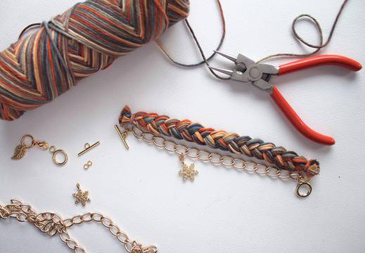 Плетена гривна DIY