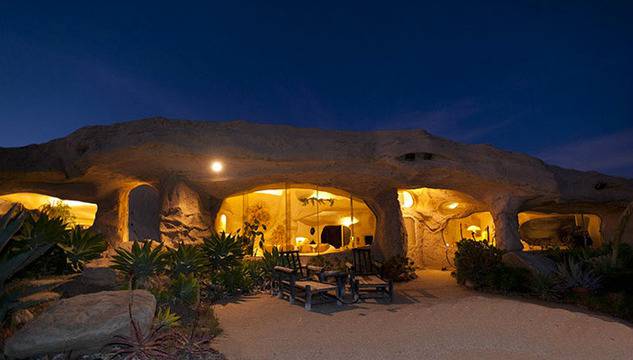 Къщата на семейство Флинстоун