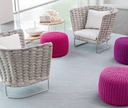 Стилен плетен пуф за всеки вкус