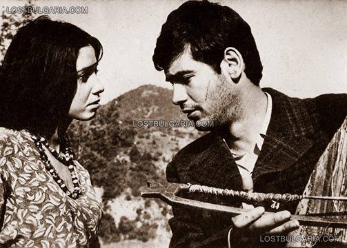 Стефан Данаилов е роден на 9 декември 1942 г.