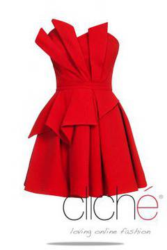 Червена рокля „ветрило“