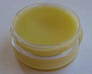 Направете си сами чуден и лесен мехлем за кожни заболявания