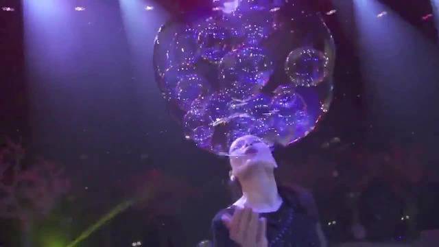 Фантастично шоу с сапунени мехурчета