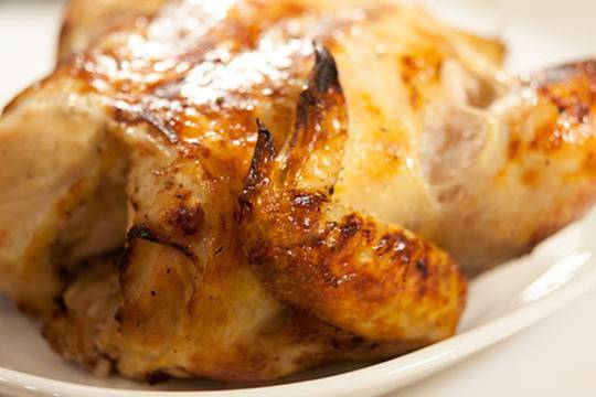 Печено пиле с кашкавал и розмарин