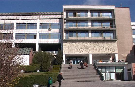 Сайт злоупотребява с лични данни и банкова информация на студенти от ЮЗУ „Неофит Рилски“