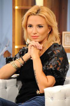 История с пакетче чай от първия полет със самолет на Ирина Тенчева