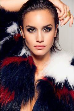 Испанската тв звезда Меган Монтанер