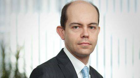 Арно Льоклер поема Societe Generale Експресбанк