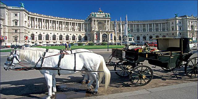 Екскурзия до Будапеща и Виена! Автобусен транспорт, 2 нощувки със закуски на ТОП цена!