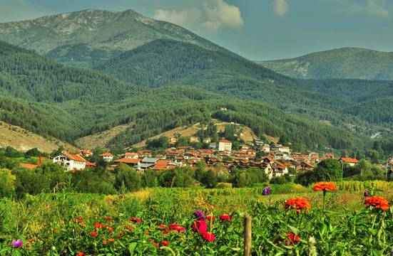 Любопитно: Загадката на храма „Св. Св. Теодор Тирон и Теодор Стратилат” в Добърско