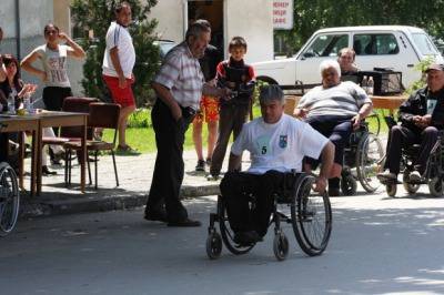 Приемат проекти за рехабилитация и интеграция на хора с увреждания