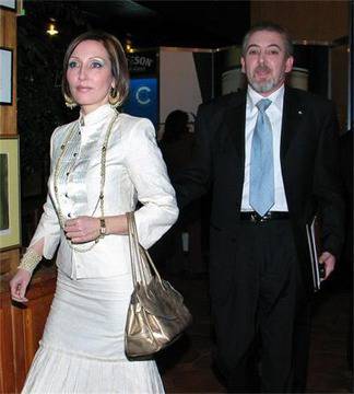 Лютви Местан се развежда!