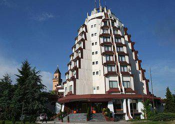 ПАРАЧИН, Сърбия – 1 нощувка – за 8 Март, Великден и 1 Май – VANADA