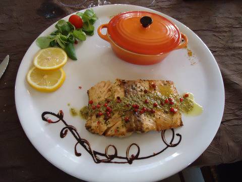 С нож, вилица и бележник из Южна Франция