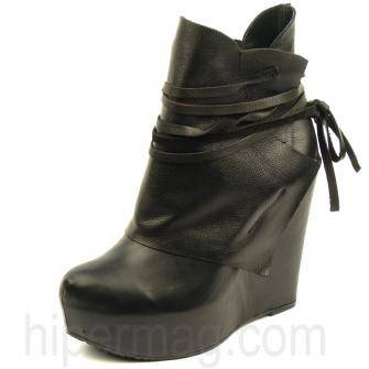 Дизайнерски обувки на висока платформа La Speciale