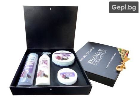 Подаръчен козметичен комплект за тяло от 4 части – пилинг за тяло, лосион за тяло, душ гел за коса и тяло, крем-масло за ръце…