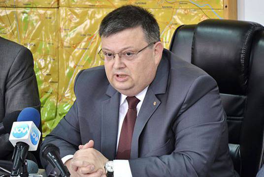 Цацаров предлага по-строги мерки срещу бегълците от правосъдието