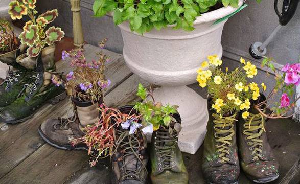 Нещо ново за старите обувки