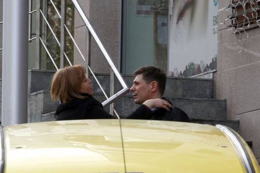 Виктор Николаев съсипа съпругата си! Спипаха го с любовницата му!