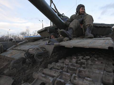 Онлайн телевизия : Украинските военни се изтеглят от Дебалцево