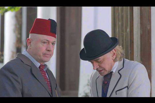 Крие ли се Максим Генчев зад образа на Левски?