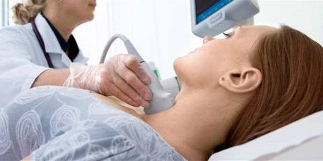 СОФИЯ: Ехография на щитовидна жлеза в Медицински комплекс Хармония!