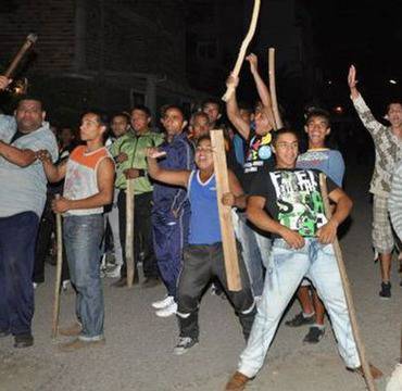 Първо в БЛИЦ: Бой с брадви и лопати окървави Студентски град!