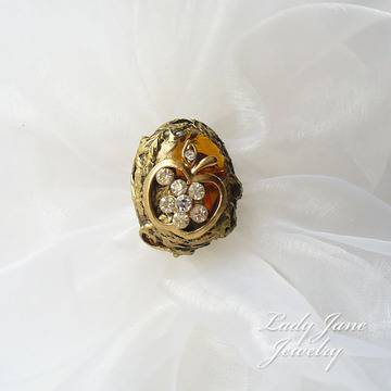 Пръстен Златната ябълка