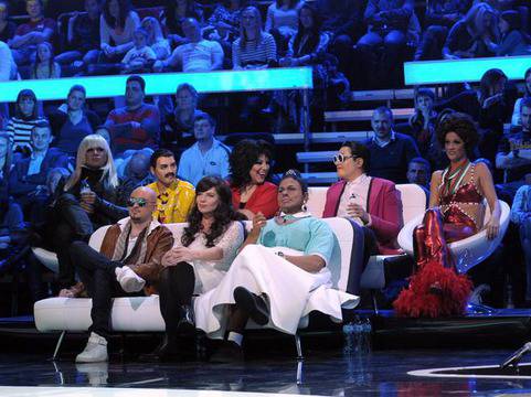 „Като две капки вода 2015“: Филип Аврамов като Psy спечели първия лайф на шоуто