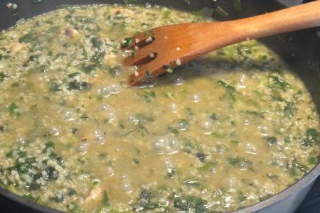 Ризото със спанак, пармезан и вино