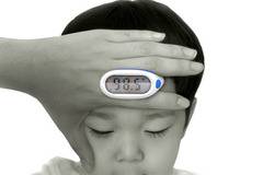 Измерете температурата на детето с Lunar Baby Thermometer