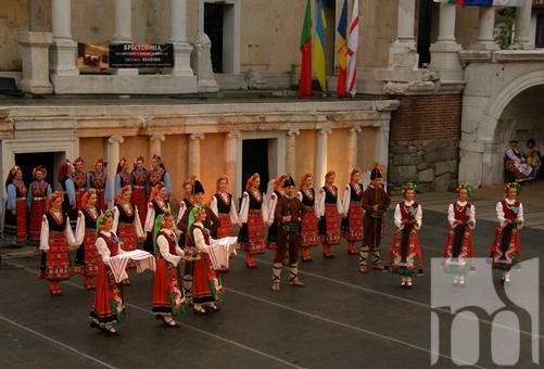 Международен фолклорен фестивал в ПловдивМеждународен фолклорен фестивал в Пловдив