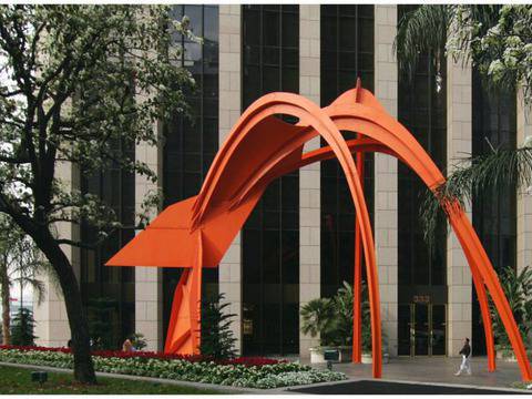 Александър Калдер с Google Doodle на 22 юли