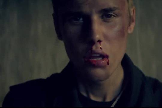 Пребиха Джъстин Бийбър