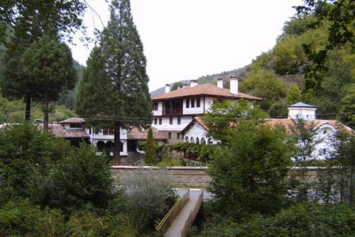 Осеновлашки манастир „Седемте престола“ – свято великолепие