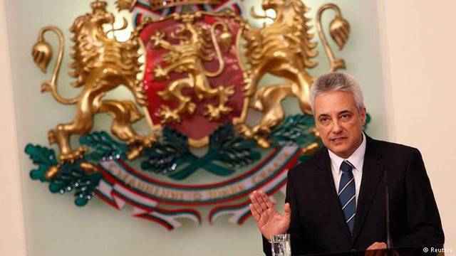 Трите грешки на проф. Константинов