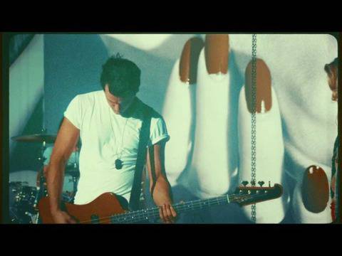 Kings of Leon взривяват сетивата със Supersoaker (Видео)