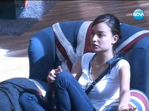 Vip Brother 2013: дъщерята на Мира Радева – Анна – напусна Къщата