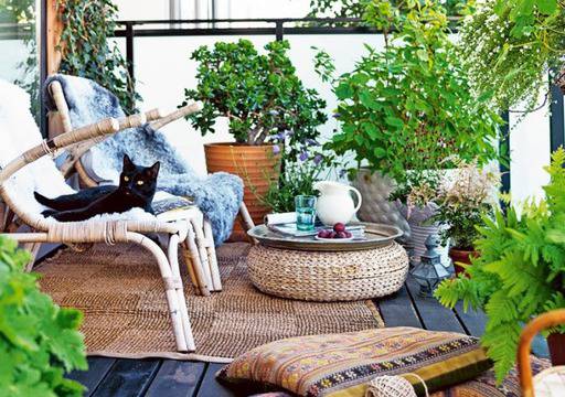 Как да превърнем откритата терасата в уютен кът