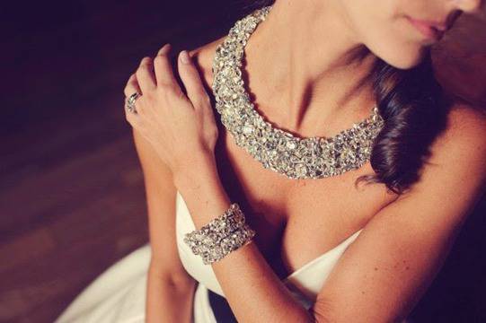 Как да изберем подходящи бижута за нашият абитуриентски бал?