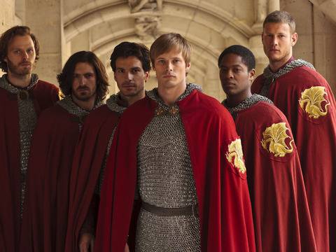 Режисьорът на Teenage Mutant Ninja Turtles работи по нов филм за крал Артур