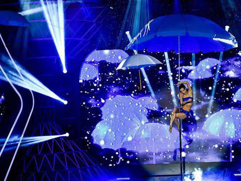 „И аз го мога 2015“: Яна Маринова победи с танц на пилон, Иван Звездев като Тарзан