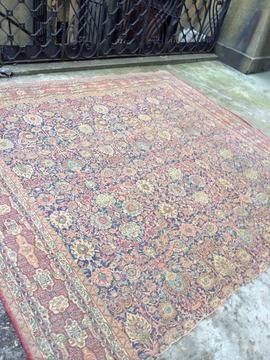 Летящото килимче на глупостта