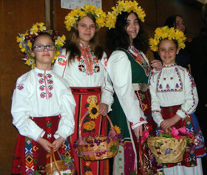 Лазарка от Бургас взе наградата в Троян